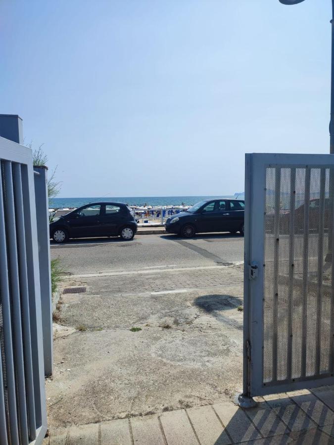 Bordoriva Appartement Formia Buitenkant foto